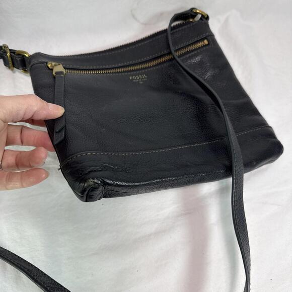 Fossil Hand Bag Lot 2 Bags And 3 Wallets Black Brown Leather Woven READ As Is - Picture 7 of 14